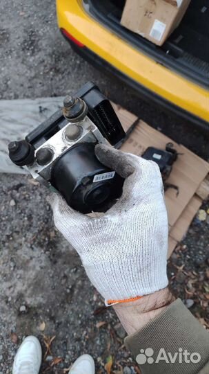 Блок абс Лансер 10