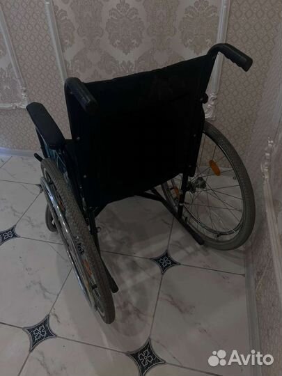 Коляска инвалидная