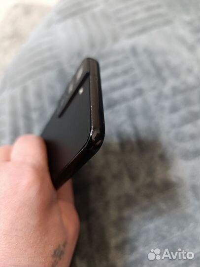 Samsung Galaxy S22, 8/128 ГБ