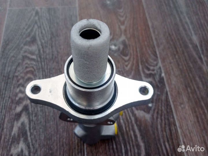 Главный тормозной цилиндр jetta 5. 1K1 614 019