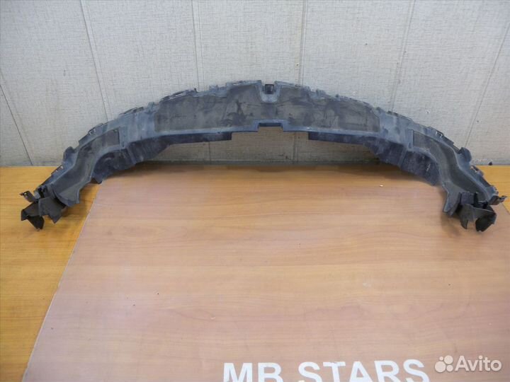 Дефлектор радиатора Mercedes W205 Мерседес в205