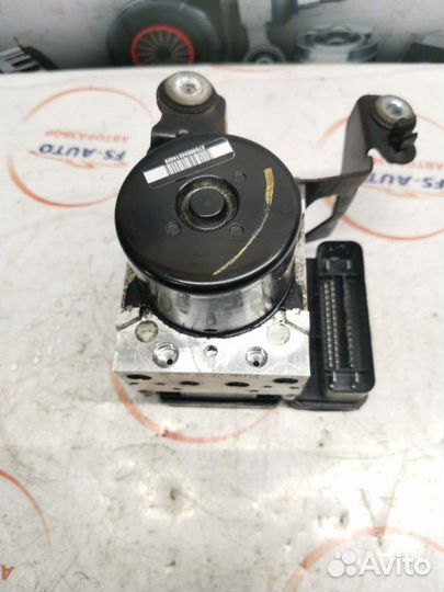 Блок ABS Volvo V60 2.0 дизель D5204T 2014