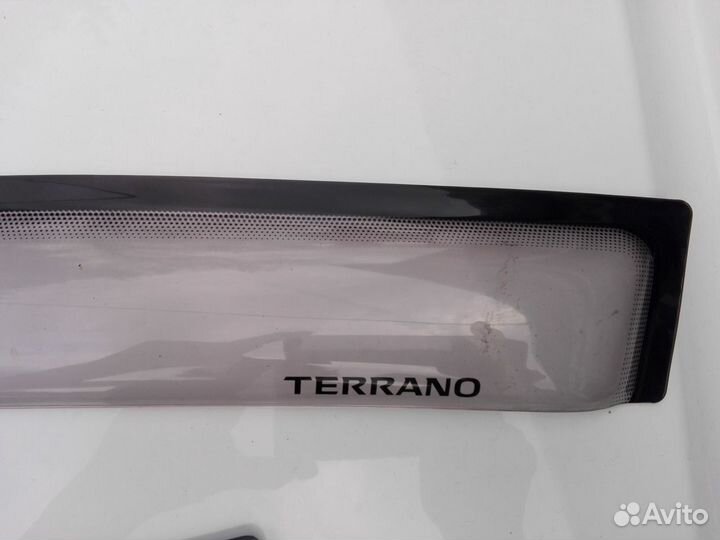 Ветровики на Nissan terrano
