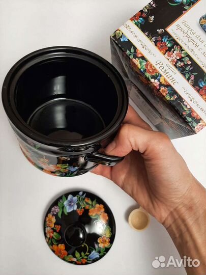 Банка для сыпучих продуктов из керамики