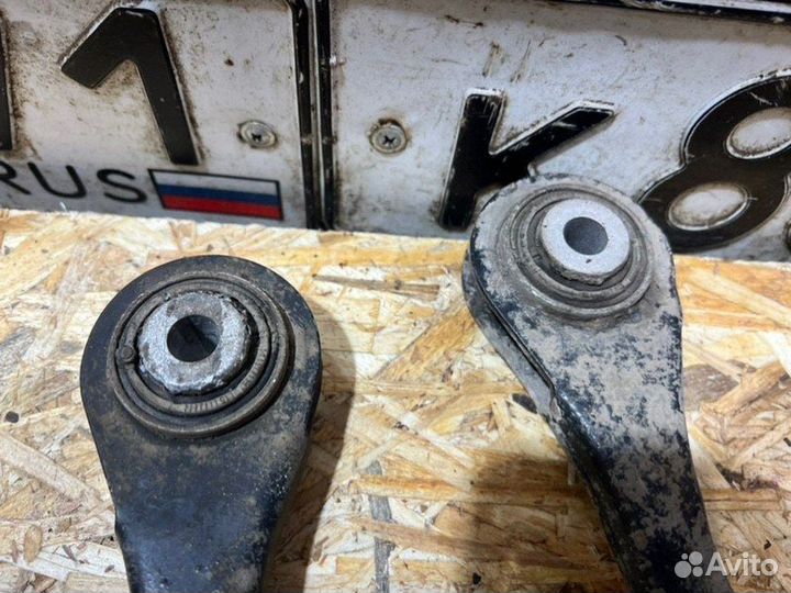 Рычаг задний Audi A5 купе 2.0 2010