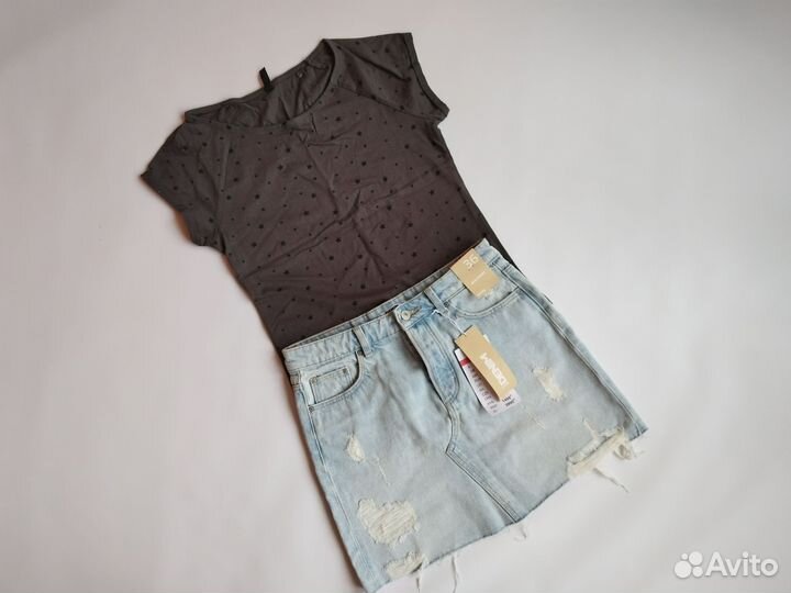 Новая джинсовая юбка и футболка