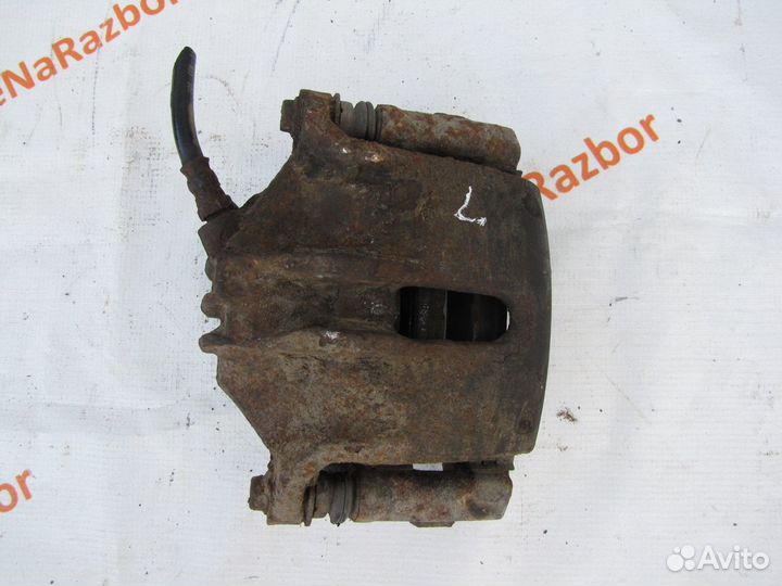 Суппорт пер. левый Citroen Xsara Picasso