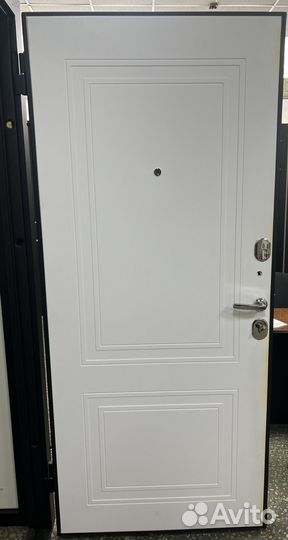 Дверь входная металлическая