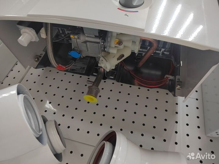 Газовая колонка Bosch therm 4000 ariston fast r