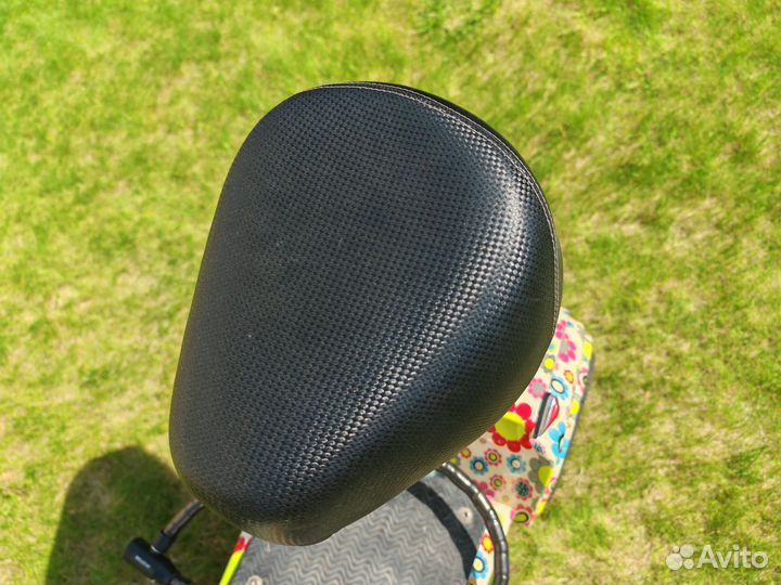 Трехколесный электросамокат