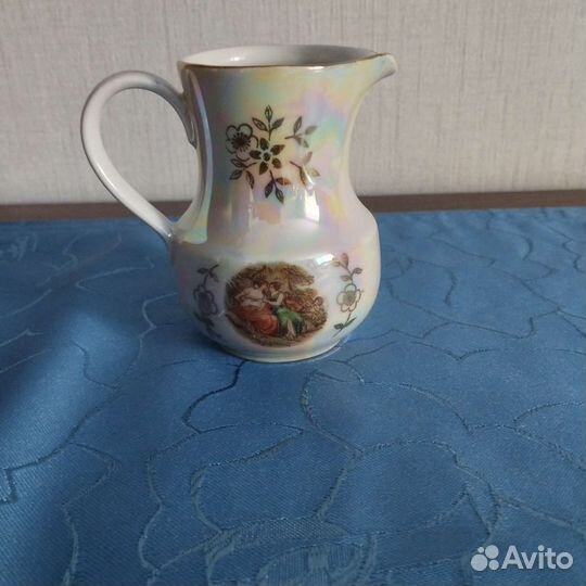 Молочник, сливочник 