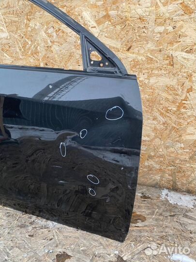 Дверь передняя правая Nissan Almera G15