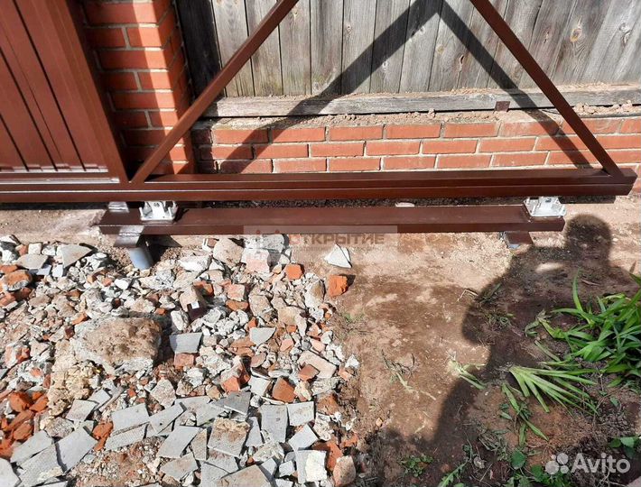 Распашные ворота из профнастила