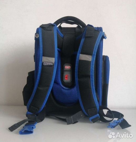 Школьный рюкзак для мальчика