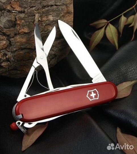 Нож складной victorinox huntsman 1.3713