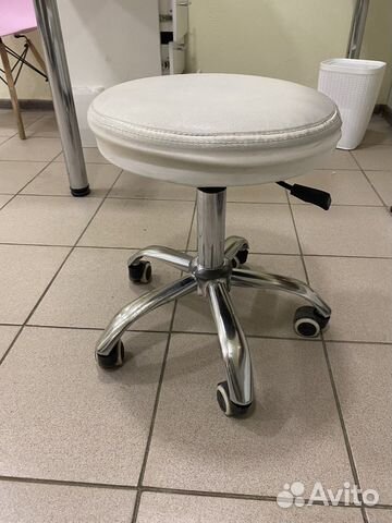 Стул таблетка