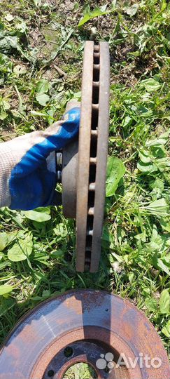 Диск тормозной передний Renault Megane 2