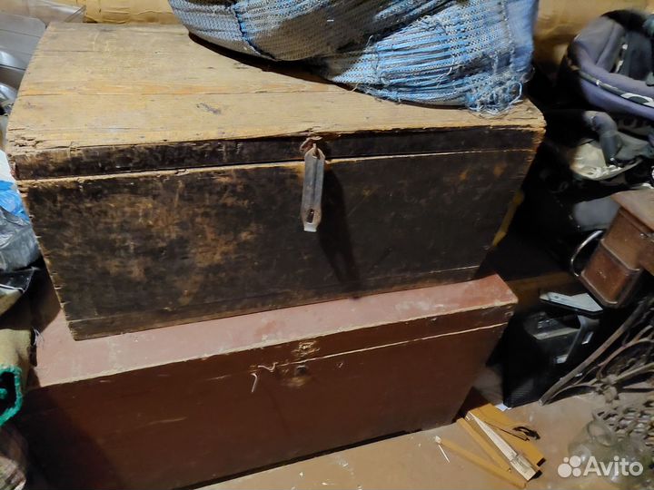 Сундук деревянный старинный