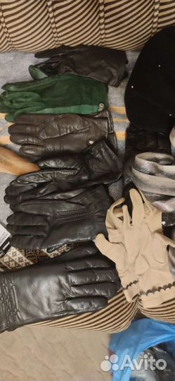 Кожаные перчатки, шапки пакетом