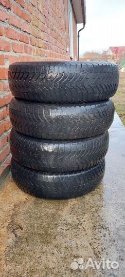 Michelin Alpin 185/60 R15 88T