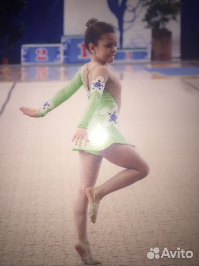 Купальник для художественной гимнастики