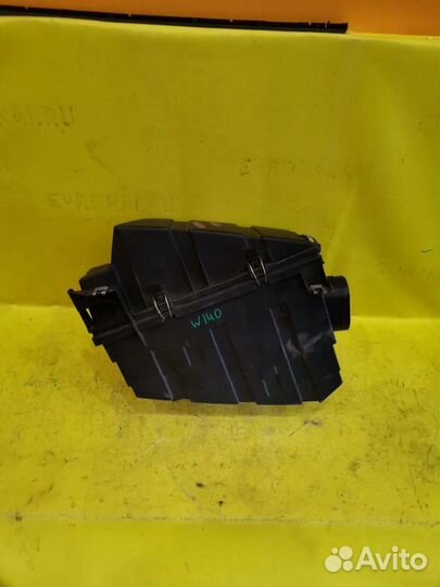 Корпус воздушного фильтра Mercedes-Benz S-Class