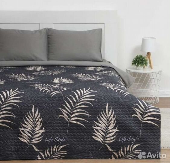 Покрывала стеганные новые