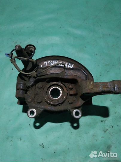 Кулак поворотный левый Nissan Murano Z50