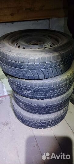 Bridgestone blizzak ws-60 195 65 R15
