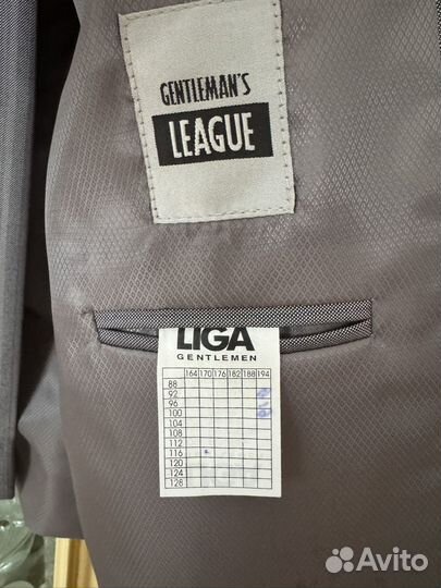 Костюмы мужские классические