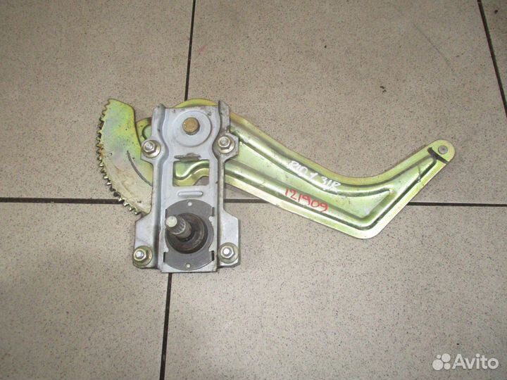 Стеклоподъемник задний правый Kia RIO 1 (DC)