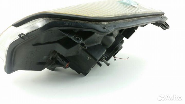 Фара правая Nissan X-Trail T30 2005