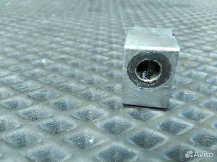 Фиксатор поддона Daf Xf95 XE315 2002