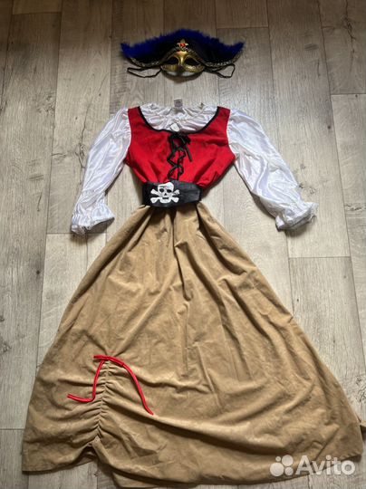 Карнавальный костюм пиратки
