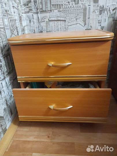 Тумба прикроватная бу