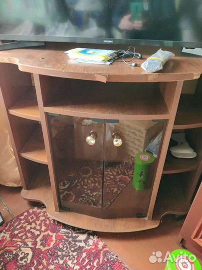 Тумба под телевизор