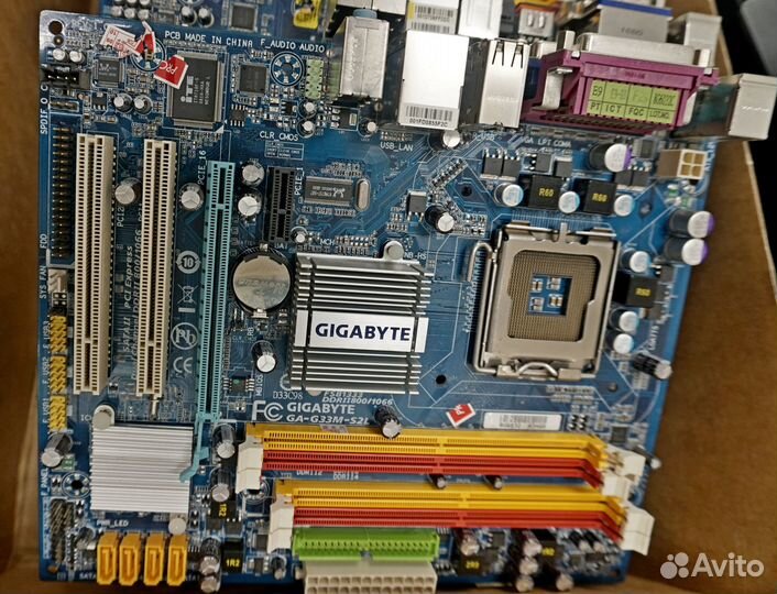 Материнская плата