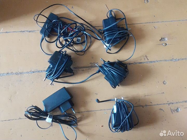 Зарядка для телефона