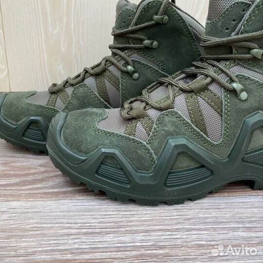 Ботинки тактические Lowa, треккинг, военные. Лова