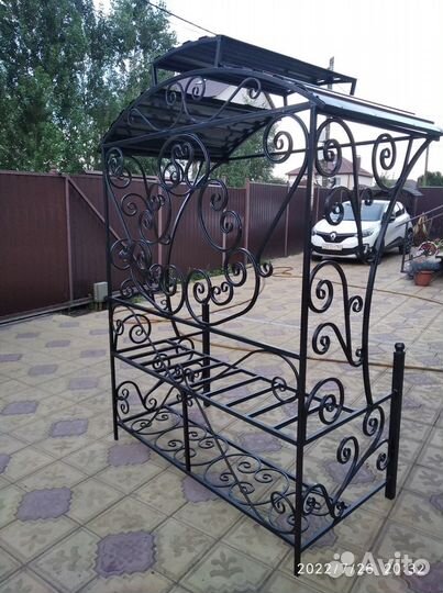 Кованые мангалы с крышей