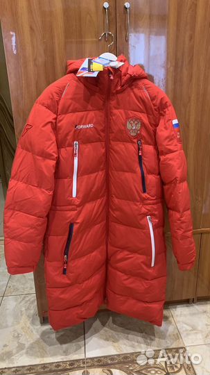 Зимний пуховик forward