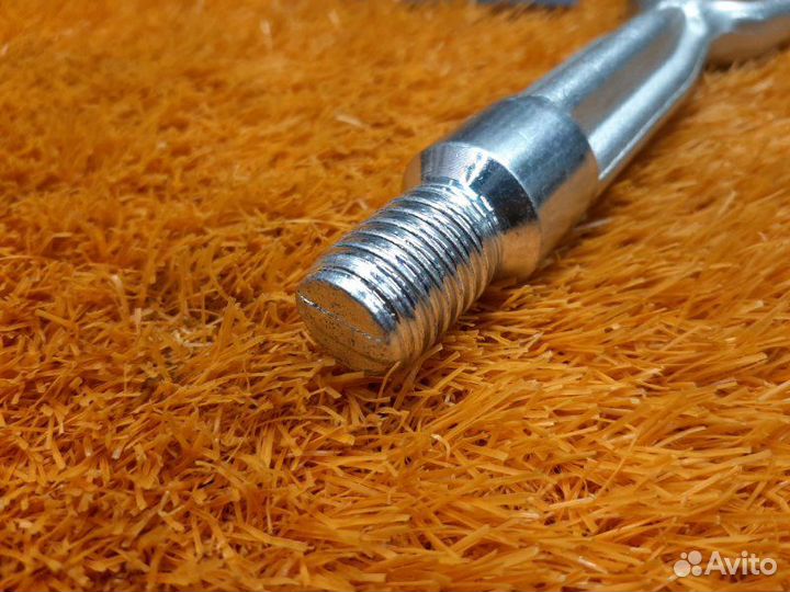 Крюк буксировочный Bmw 5-Series F10 N52B25A 2011