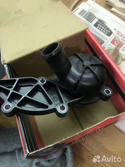 Термостат Ауди A6 c6 4f