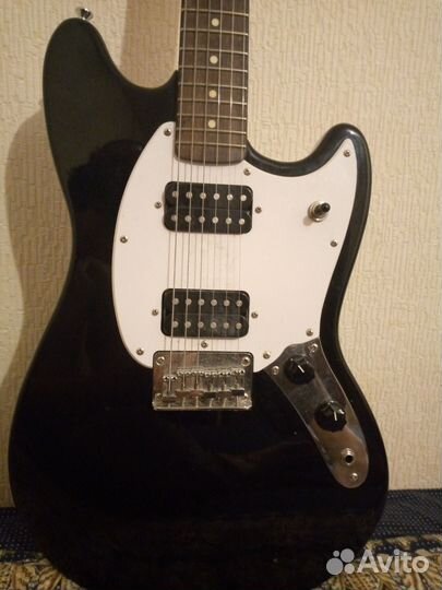 Электрогитара Fender Squier Mustang