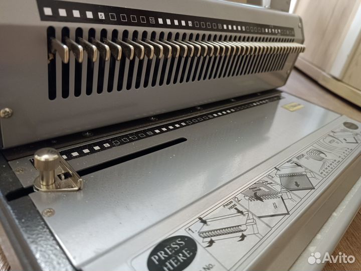 Брошюровщик WireMac 31 на металлическую пружину