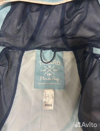 Ветровка женская