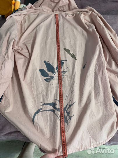 Ветровка женская