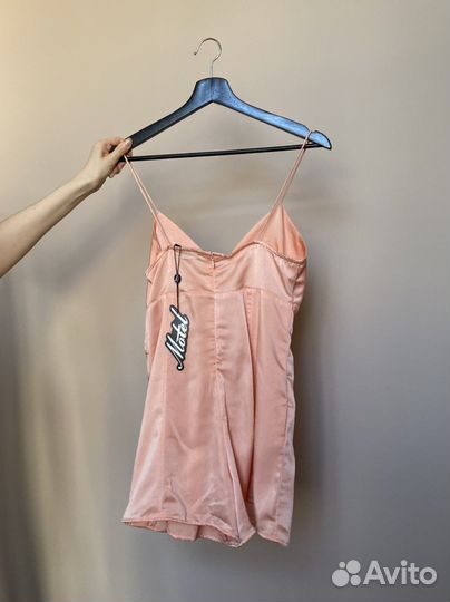 Новый комбинезон Motel размер Xs