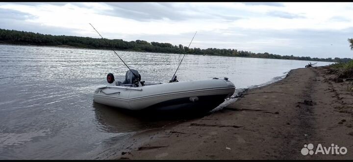 Моторная лодка