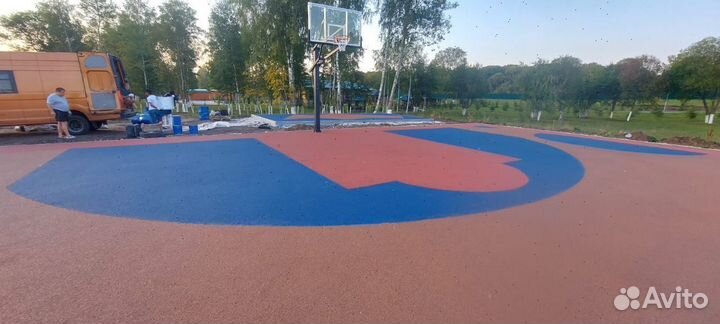 Бесшовное резиновое покрытие для детских площадок